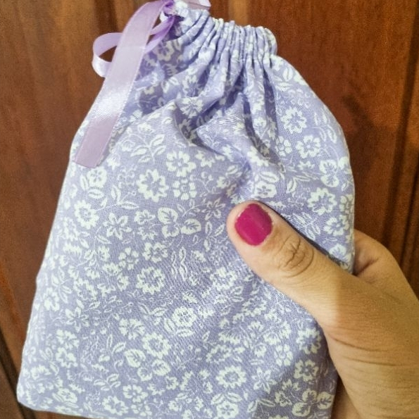 Bolsinha Porta Véu Missa Católico Com Fechamento Em Fita De Cetim