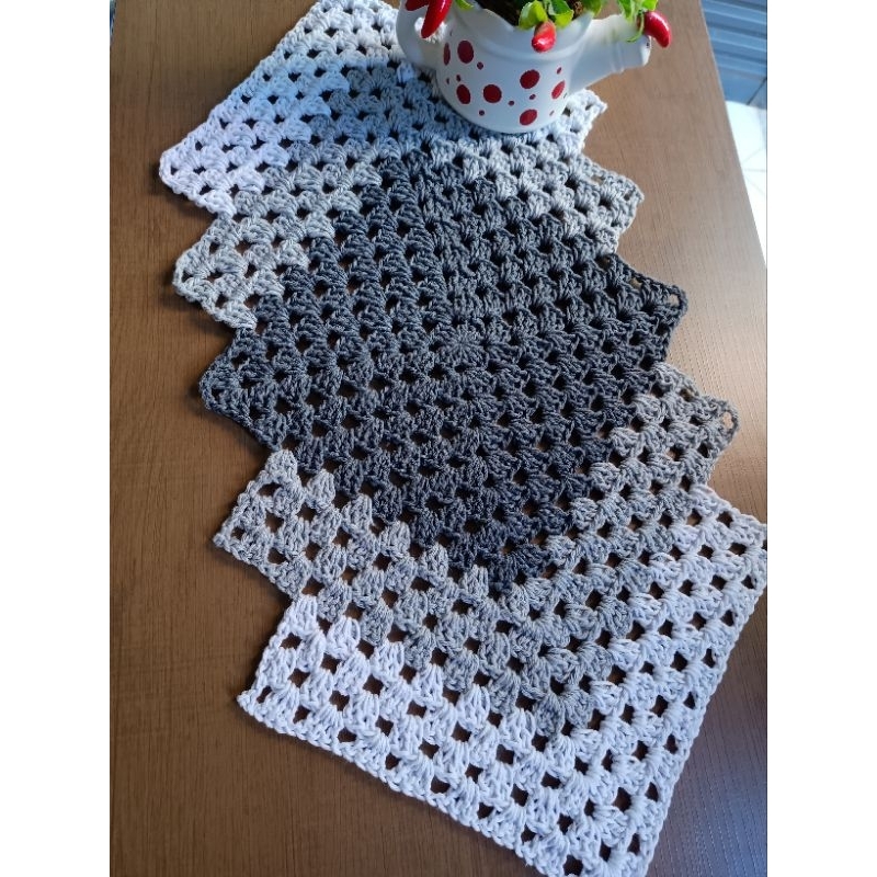 Mini trilho de mesa de crochê (TAMANHO PEQUENO)60x30 — imagem 2 de 2
