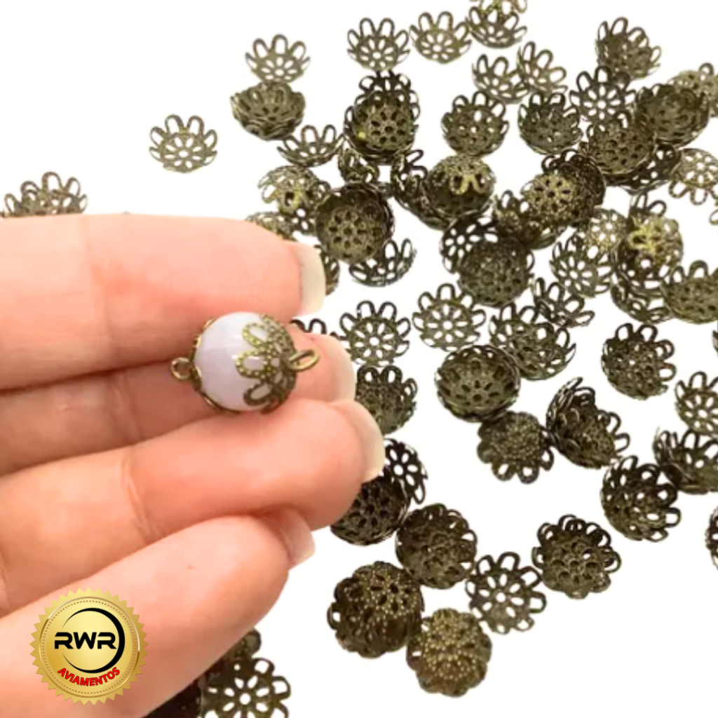 20 unid Tulipa Flor com detalhes em relevo 8mm Para Terço dourado ou prata