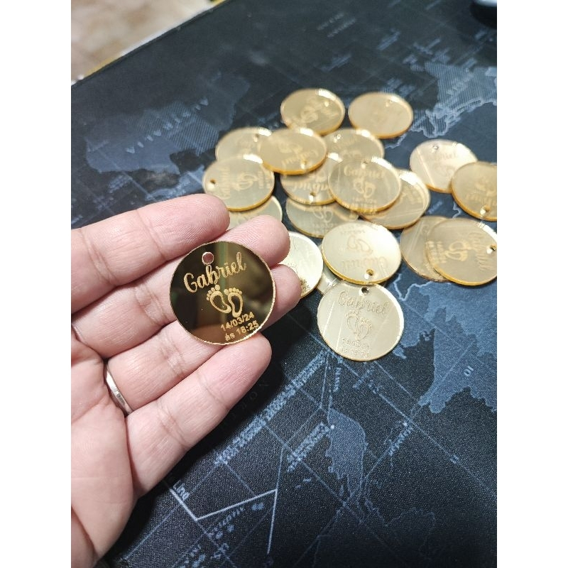 TAG , decoração, acrílico espelhado 3cm (mandar o que deseja gravar logo após a compra pelo chat)PARA ARTES IGUAIS