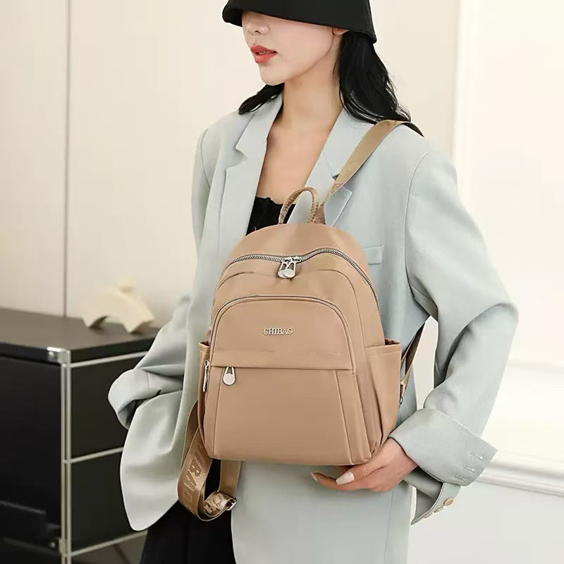 Mochila feminina Portátil da moda de Poliéster à prova d'água — imagem 2 de 2