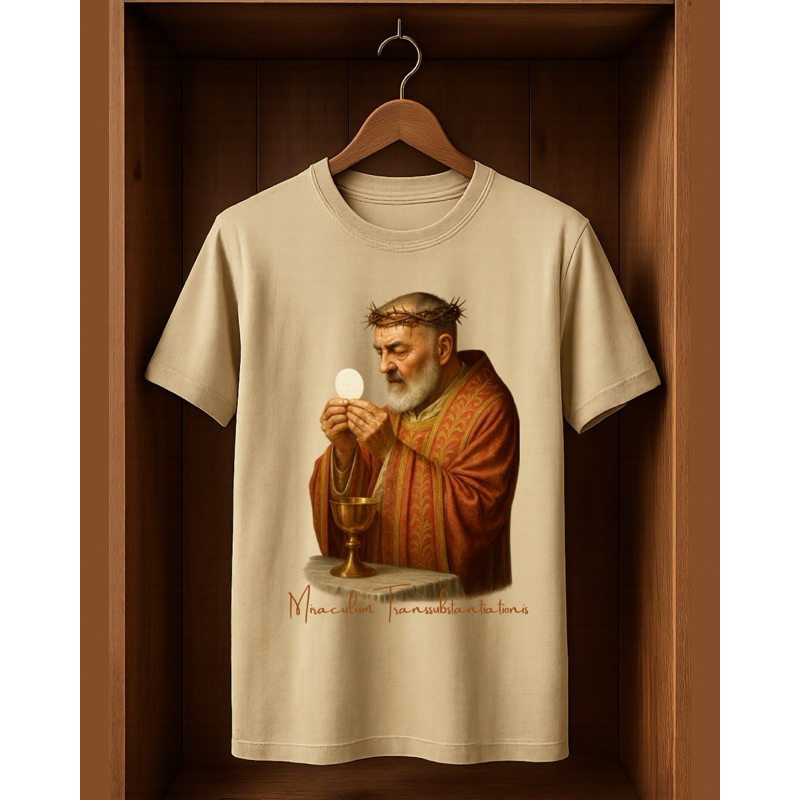 Camiseta [Premium] São Padre Pio com a Eucaristia- Unissex Algodão - Infantil, Adulto e Plus Size