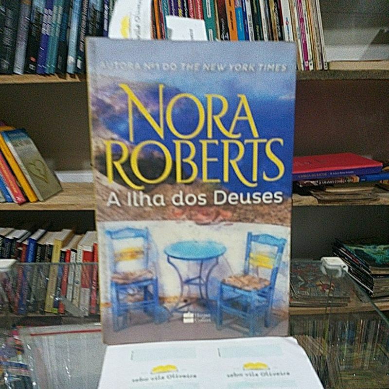A Ilha dos Deuses- Nora Roberts- tradução Gracinda Vasconcelos