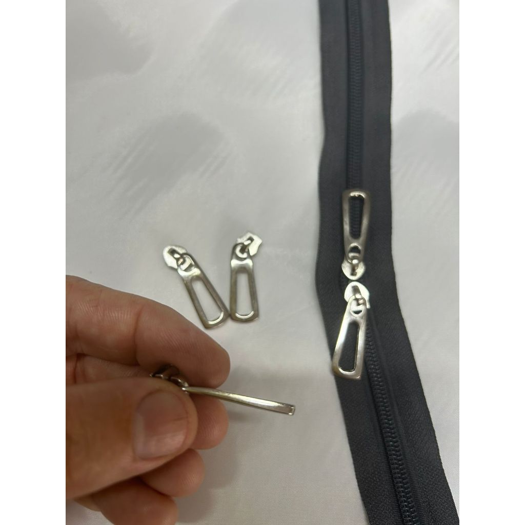 5 mts Ziper Nylon N5/6 Cor preta + 10 cursores sem trava c/ Lingueta Especial niquelado Prata
