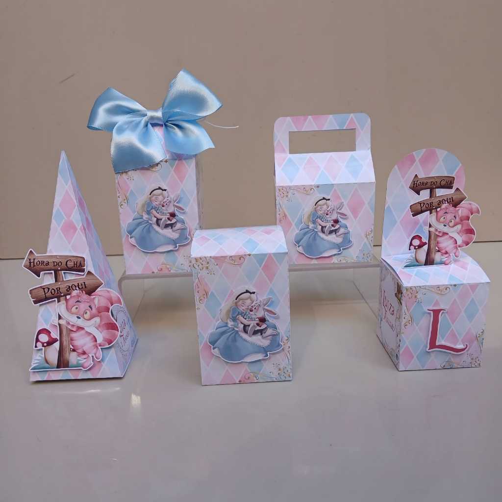 Kit Festa:  20 Lembrancinhas Personalizadas Alice no Pais das Maravilhas- Caixinhas Personalizadas