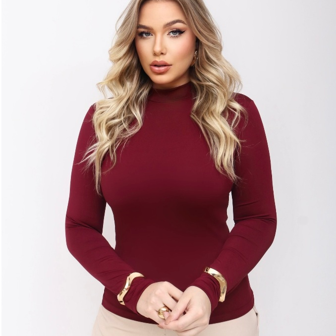 Blusa Feminina Manga Longa Gola Alta Malha Suplex Confortável