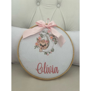 Porta maternidade bordado com nome personalizado em todos os temas, Quadro infantil bordado personalizado.