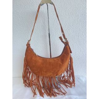 Bolsa feminina, bolsa de ombro, camurça com borlas meia-lua em Oferta na Shopee
