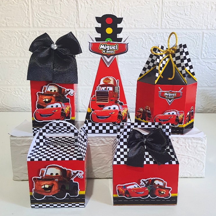 Kit Festa Personalizados CARROS FILME - RELAMPAGO MCQUEEN - Caixinhas para Lembrancinhas Aniversario