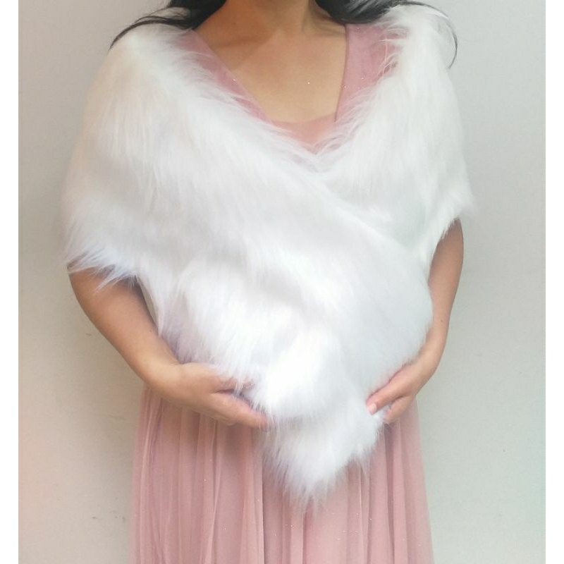 Estola de Pele Sintética: Onde Comprar | BuscaProdutos