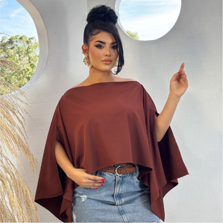 BLUSA FEMININA CAPA COM TOP