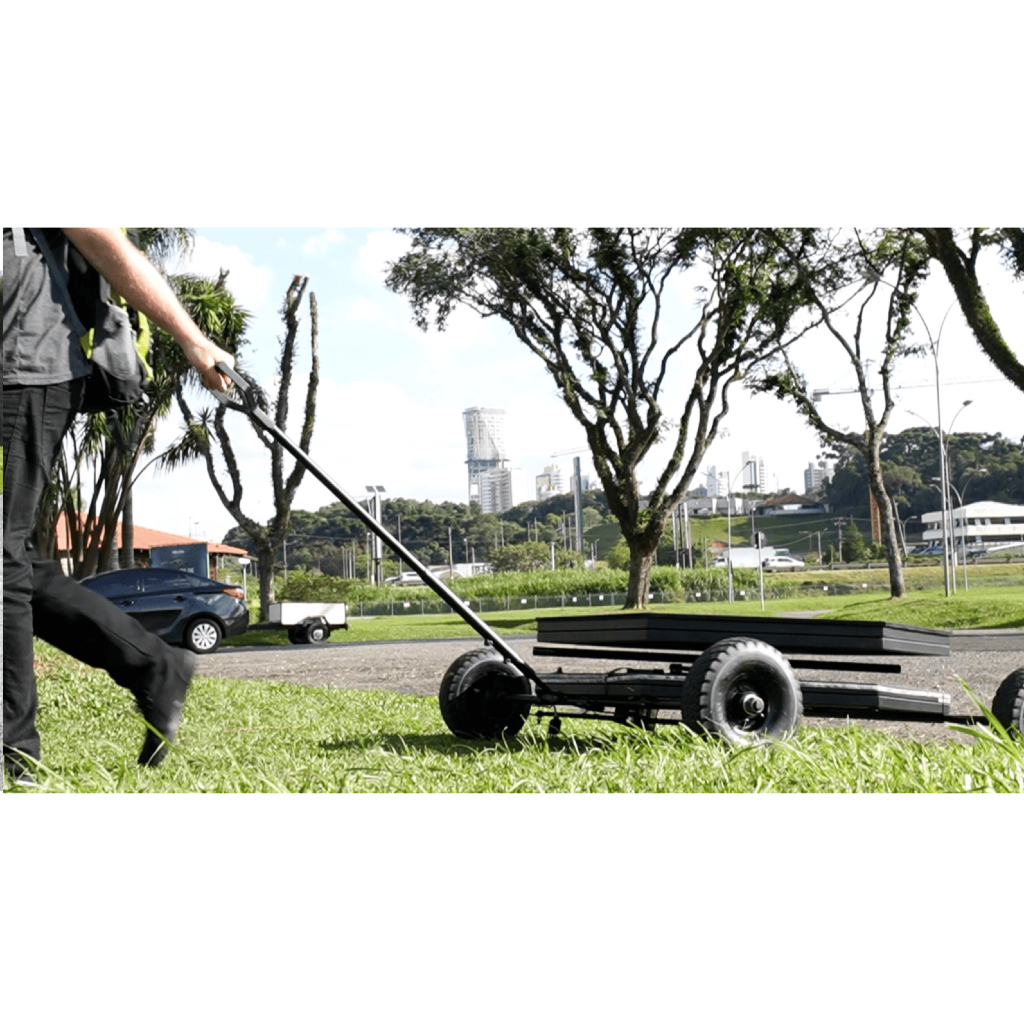 Plataforma 360 modelo MOBILE com carrinho móvel, 2 em 1 ,para 4 pessoas, marca Oficina Fittipaldi