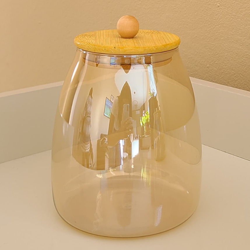 Pote de Vidro Hermético Dourado C/ Tampa Bambu Arredondado 1Litro Porta Temperos Cozinha