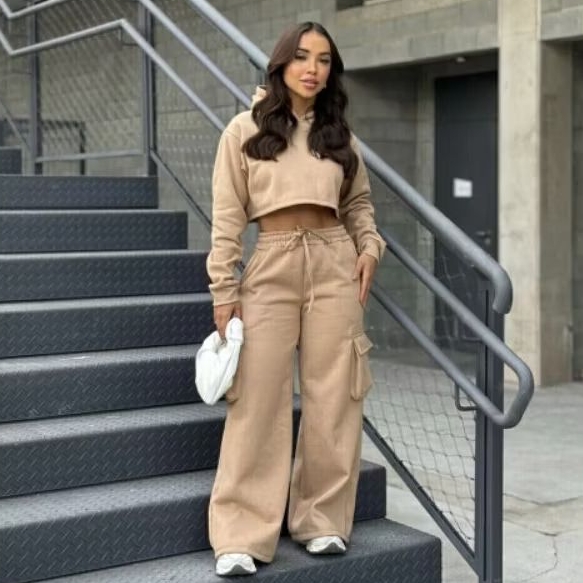 Conjunto Moletom com Cropped: Onde Comprar | BuscaProdutos