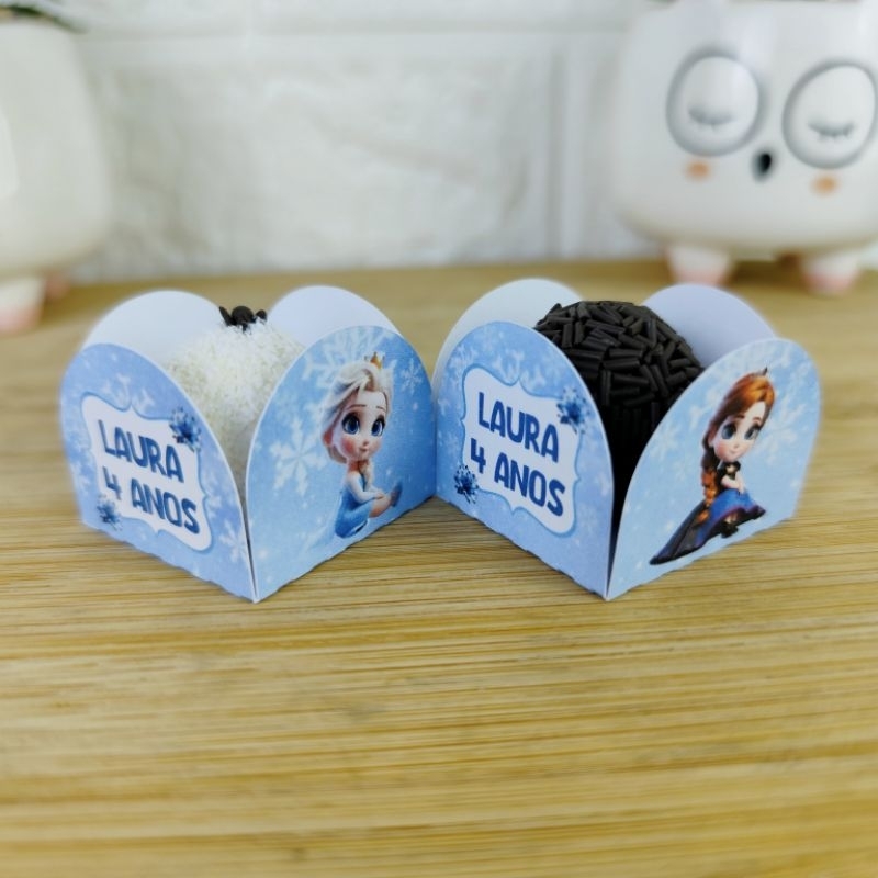 Kit Forminhas de Doce Brigadeiro Personalizadas Frozen Baby/Cute | 4 pétalas | Festa de Aniversário | Decoração