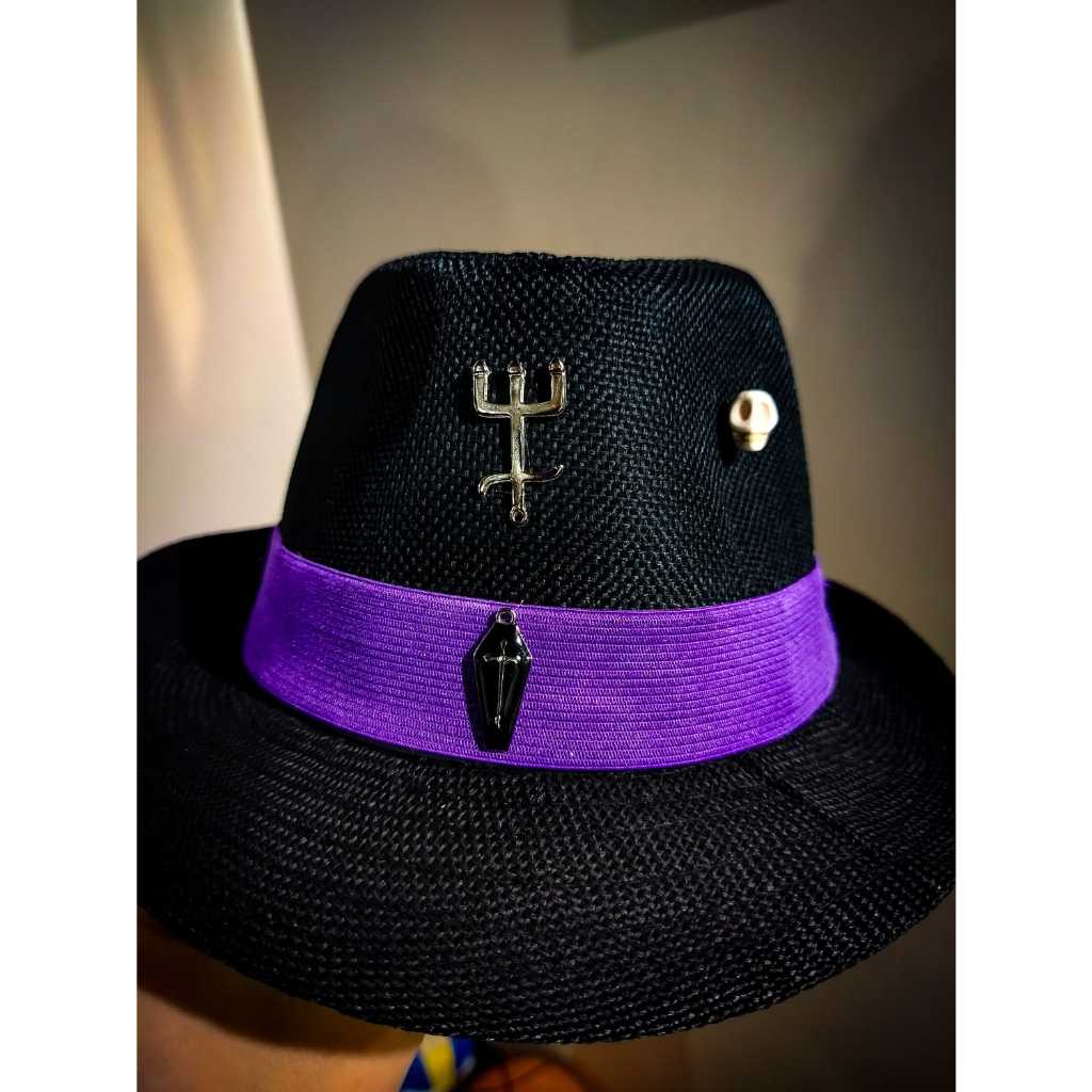 Chapéu Luxo personalizado Exu 7/Exu caveira\ tranca ruas/ Exu marabô Umbanda / Batuque/ Candomblé//Malandro / Podemos m