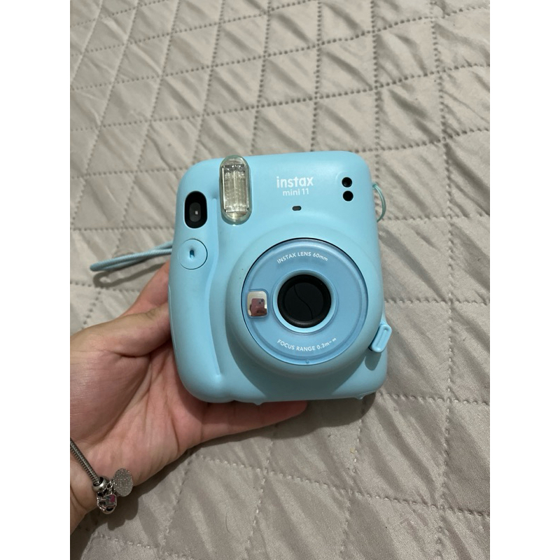Câmera Instax Mini 11 Instantânea Fujifilm Espelho Selfie - Máquina Tirar Foto na Hora