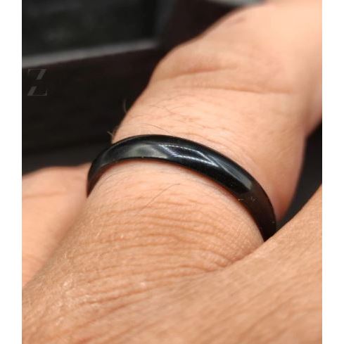 Par Aliança De Namoro Compromisso Preta Anel Tucum 4mm Abaulado Tratamento Carbon Black Luxo Madonz..