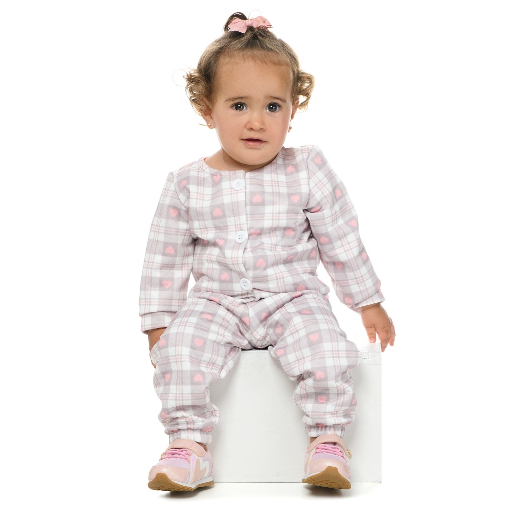 Conjunto Bebê Inverno Matelassê Xadrez Corações Rosa – 03 a 09 Meses | Roupa Bebê Quentinha e Confortável