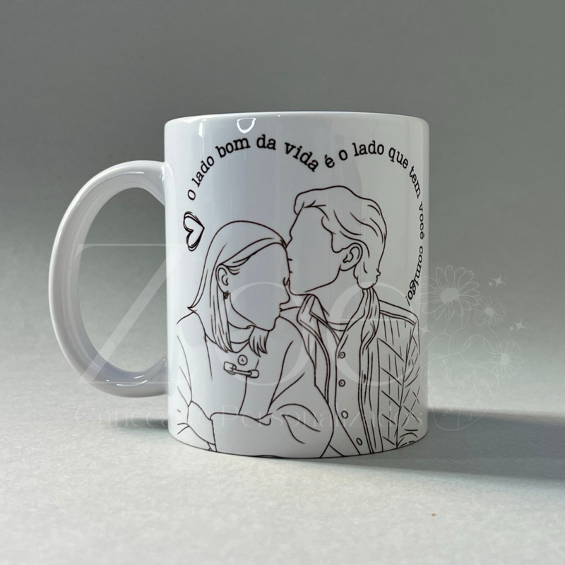 Caneca Personalizada de Porcelana Traços/Desenhos de Fotos Casal, Amigos, Namorados em Oferta na Shopee