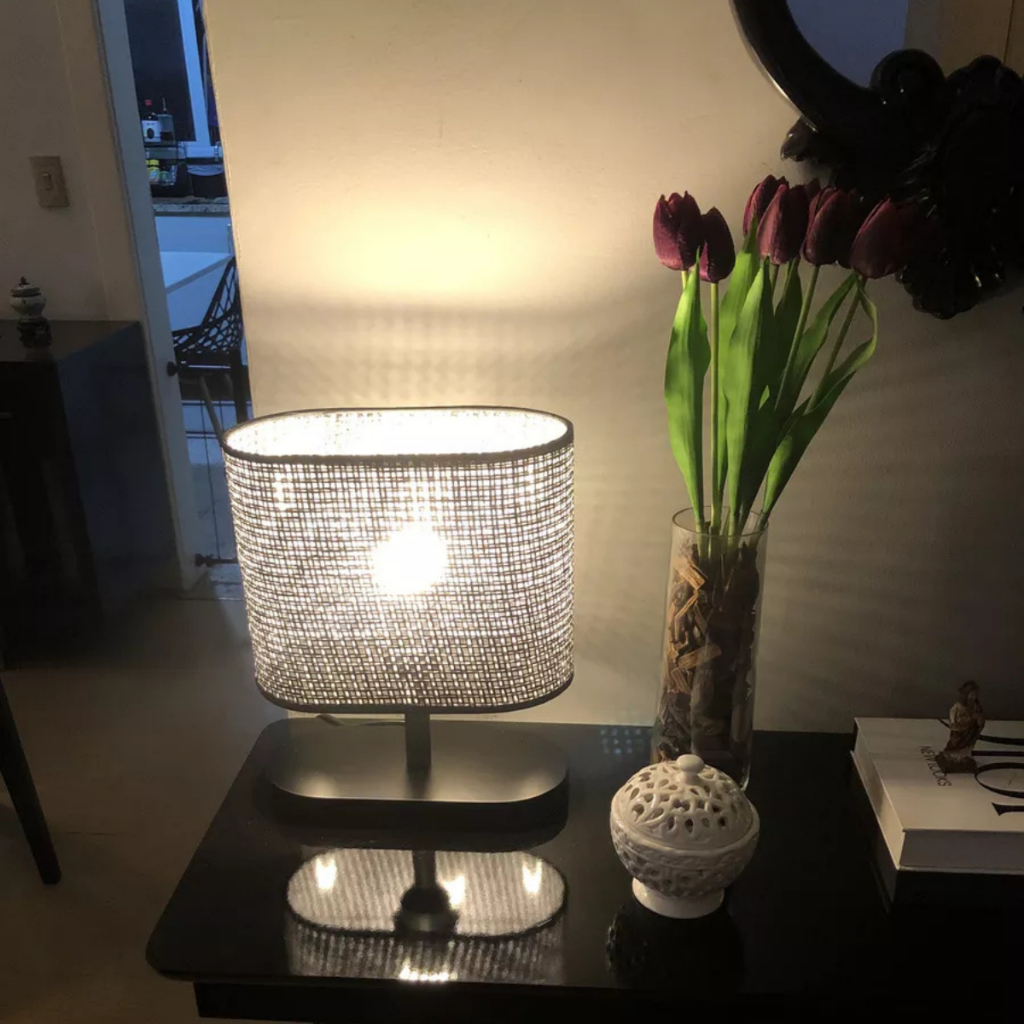 Luminária Mesa Minimalista 30cm Madeira Moderna Abajur Bivolt