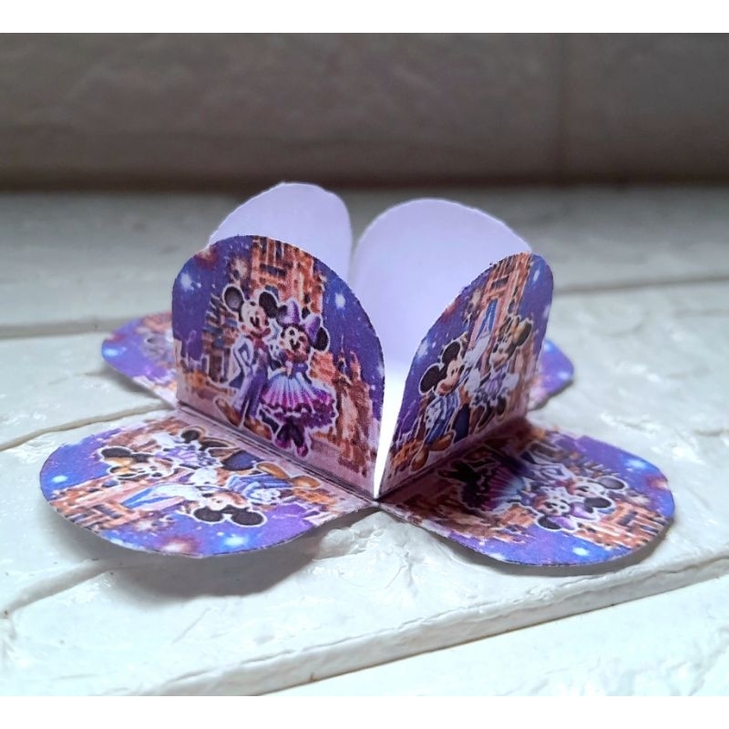 50 Forminhas Personalizadas de Doce Brigadeiro 4 Pétalas Festa,Aniversário Temático da Disney 50 Anos