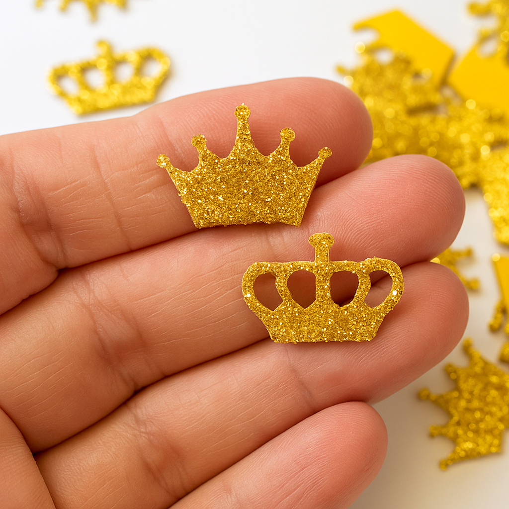 Aplique de EVA Mini coroa de eva 1,5cm  Micro Coroinha Cora Princesa Coroa Rei em Oferta na Shopee