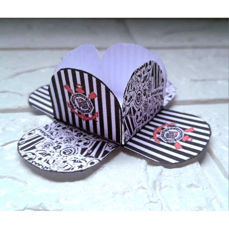 50 Forminhas Personalizadas de Doce Brigadeiro 4 Pétalas Festa,Aniversário Temático do Tema  Corinthians