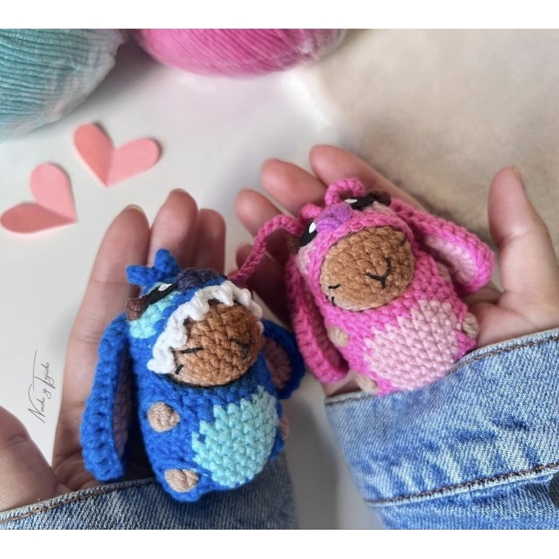 Chaveiro Capivara de Stitch e Angel e dinossauro fofo Amigurumi Chaveiro Personalizado em croche