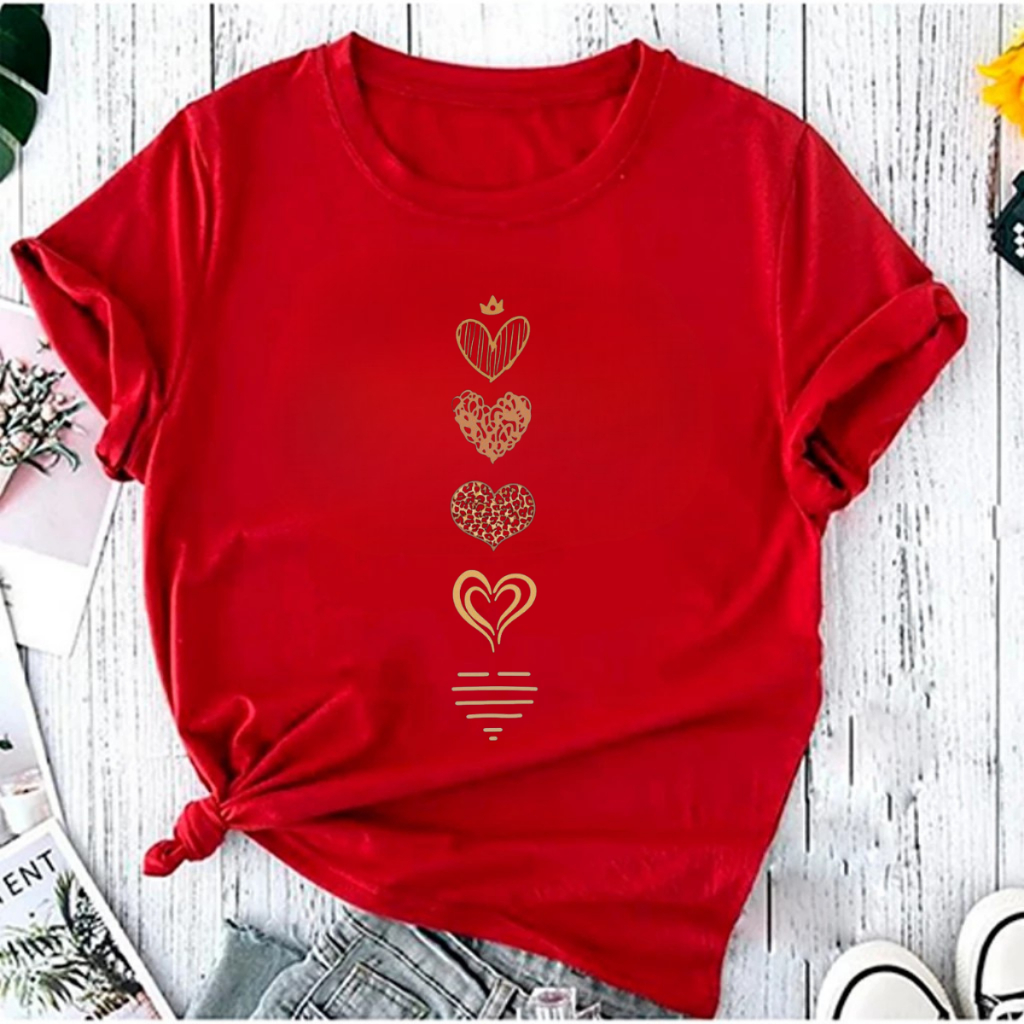 Blusa Feminina 100% Algodão Gola Redonda Estampa Corações Dourados DTF Premium Básica e Confortável