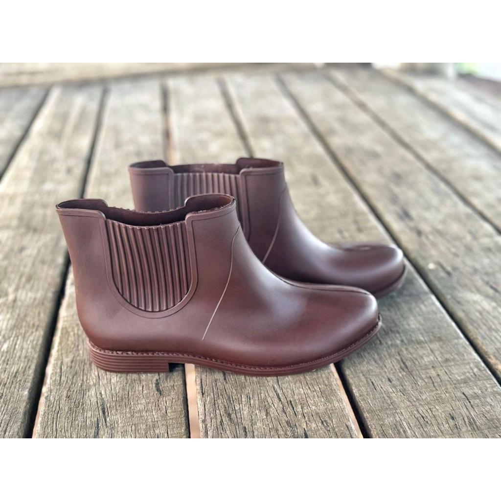 BOTA INJETADA GALOCHA LIMPEZA IMPERMEAVEL