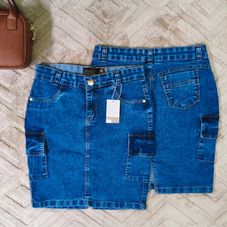 saias jeans evangélicas secretarias bolso cargo fechamento em 4 botões frente e com barra em pregas em Oferta na Shopee