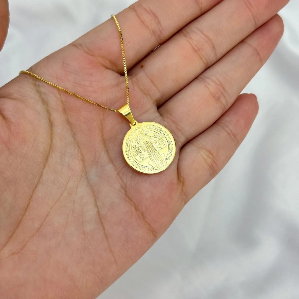 [ SEMI JOIA ] Colar Medalha São Bento Banhado a Ouro 18k Masculino Feminino Fé e Proteção