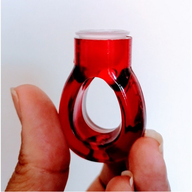 Anel Acrílico Porta Batoque Para Henna ou Micropigmentação Vermelho Com 2 Batoques