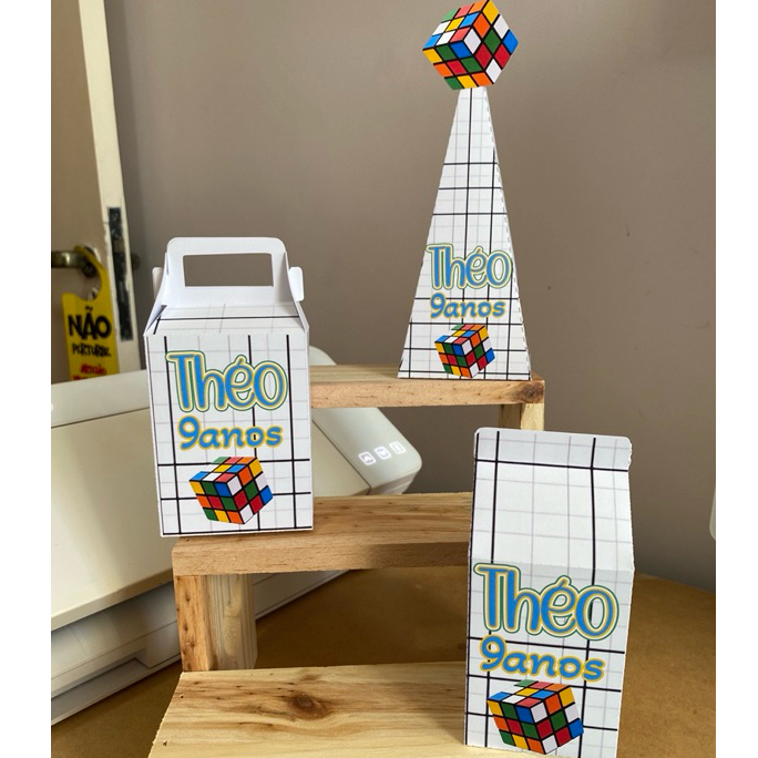 Kit Festa Cubo Mágico 15 Caixinhas Personalizadas Nome e Idade – Pegue e Monte