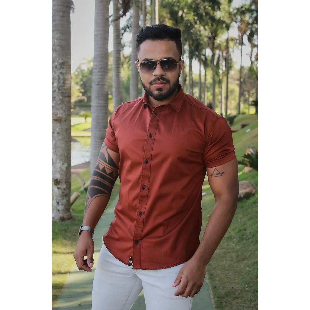 Camisa Masculina Social Lisa Manga Curta Mercerizada com Elastano Slim Fit Confortável e Elegante