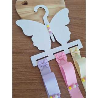 Porta laço organizador de laços menina cabide MDF decorado borboleta, acessório infantil em Oferta na Shopee