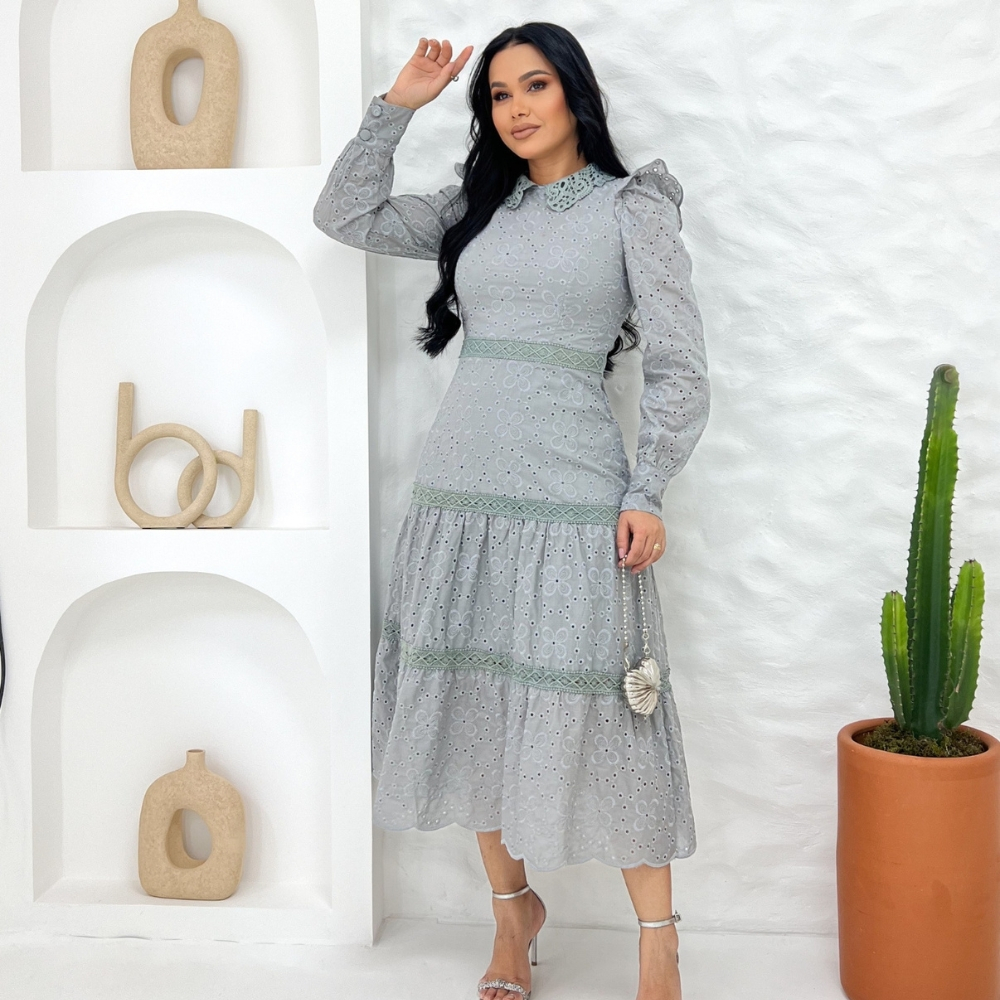 Vestido Feminino Midi Evangélico Com Gola Em Guippir Manga Longa 100% Algodão Com Forro e Zíper