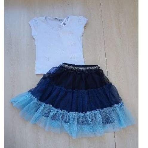 Conjunto Trick Nick' Tamanho 01 - camiseta 95% algodão com apliques de strass e saia de tule, novo