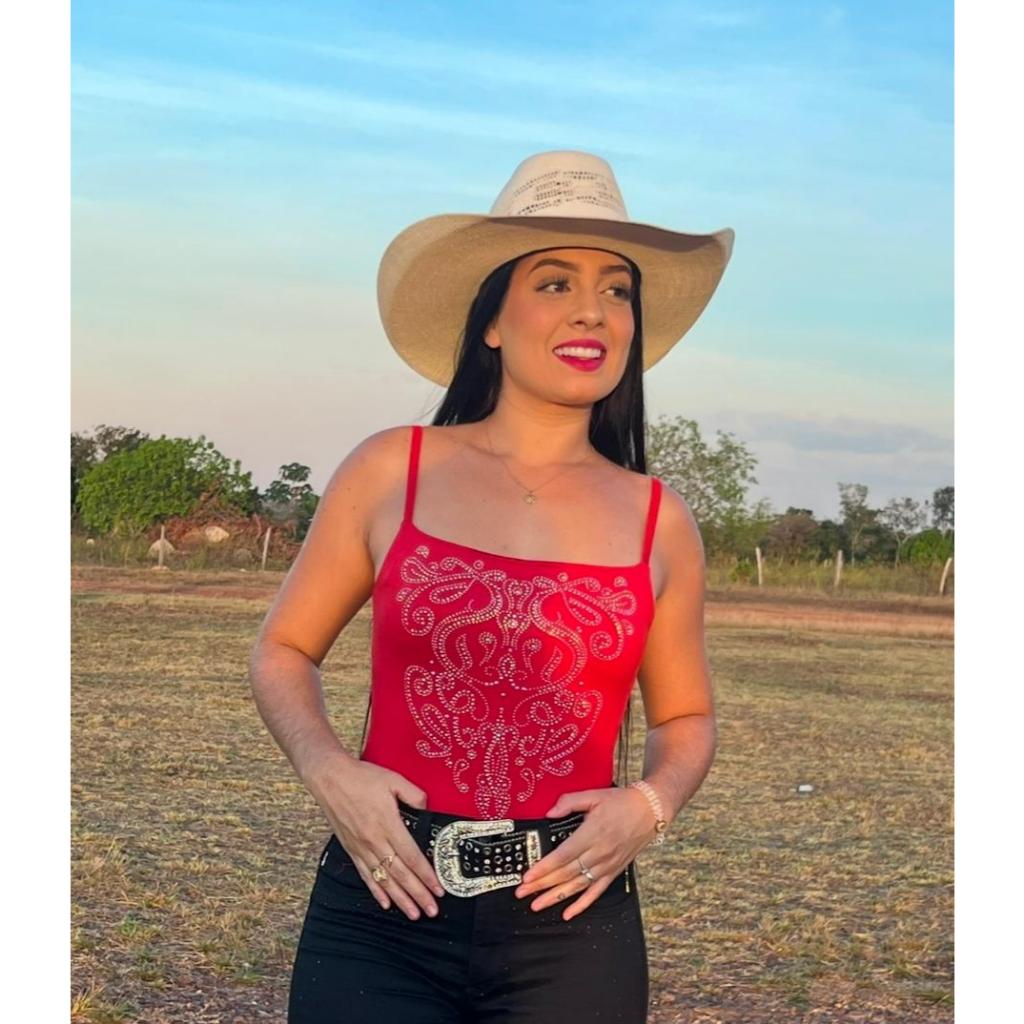 Body Feminino Regata De Alcinha Brilhos Pedraria Brilho Perolas Luxo Diversas Cores Etnico Country