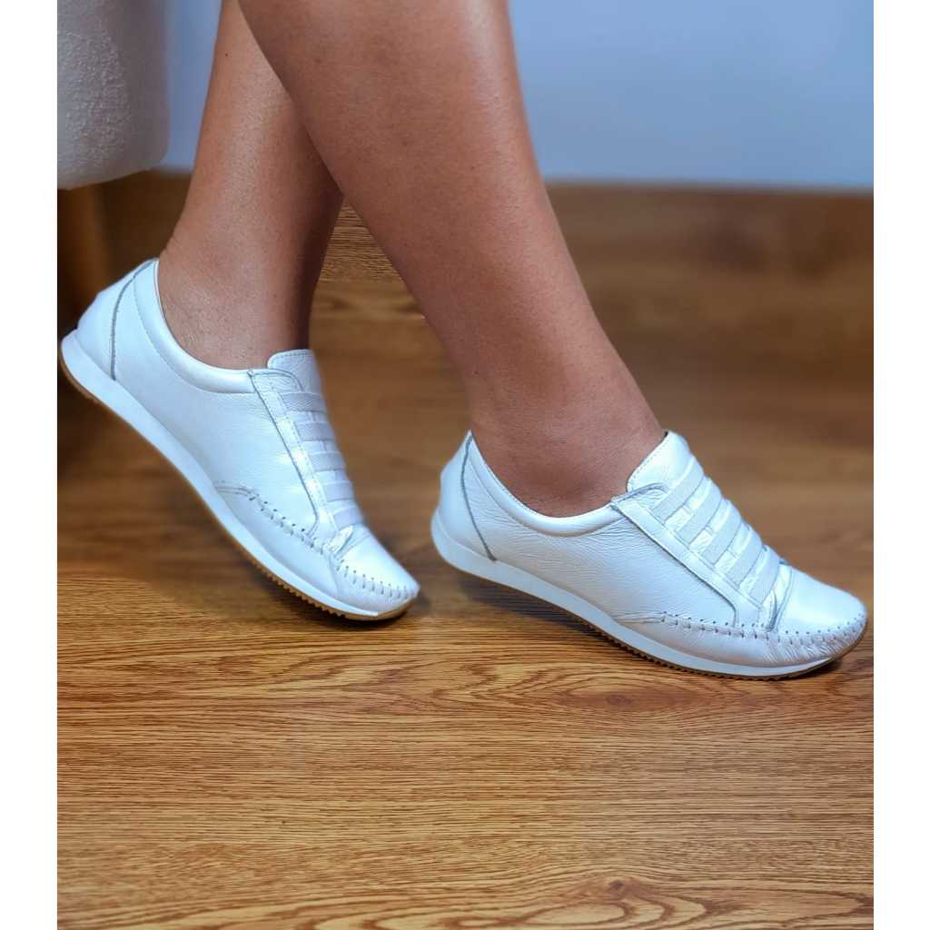 Tênis Feminino em Couro Legítimo