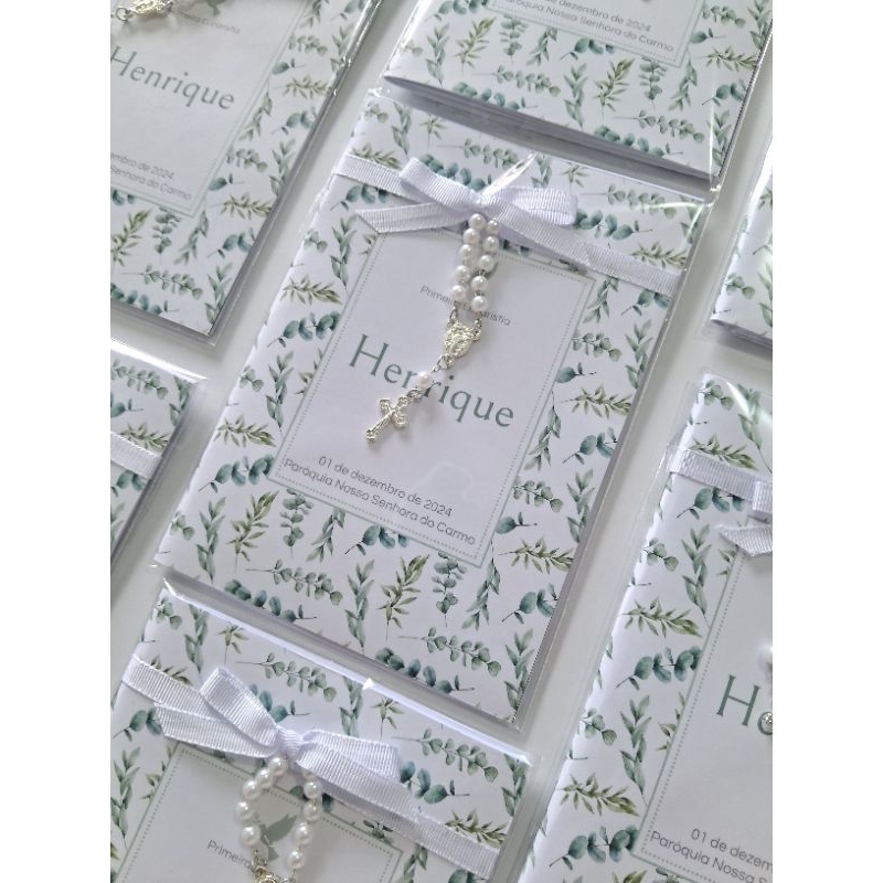 livro de orações personalizado para lembrancinha de batizado e eucaristia
