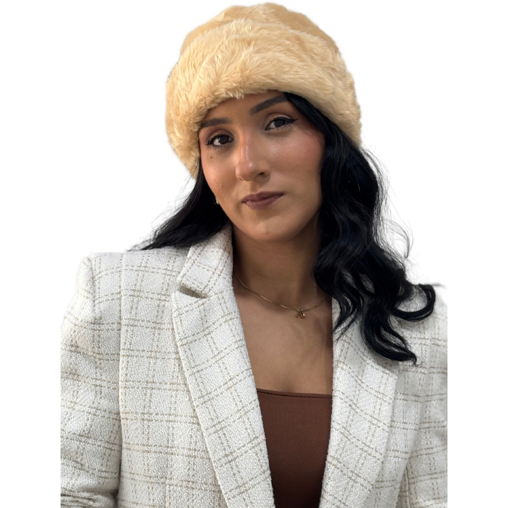 Touca Feminina Inverno Pelo Ecológico Boina Gorro em Oferta na Shopee