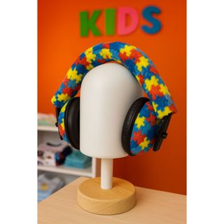 Abafador Auricular Infantil com Revestimento de Pelúcia | Redução de Ruído Suave Ideal para Crianças e Jovens Autistas em Oferta na Shopee
