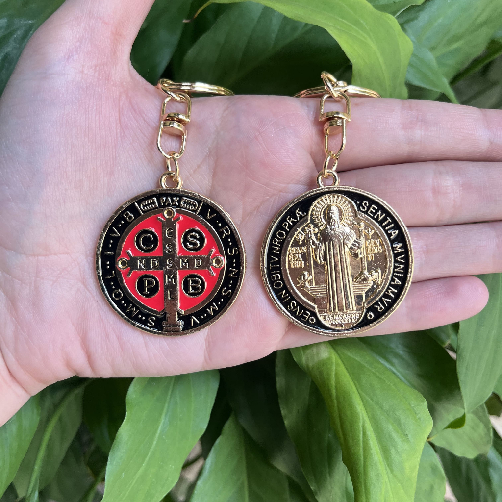 KIT 2 Chaveiros São Bento Dourado com preto SEM MOSQUETÂO em Oferta na Shopee
