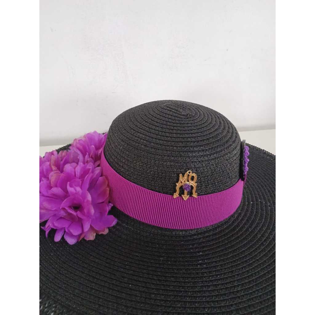 Chapeu de Pomba Gira Maria Quitéria com flores  Leque e pingente