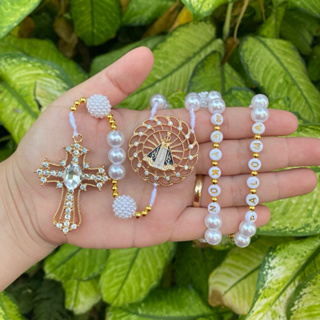 Terço De Noiva Dourado Personalizado Com o Nome Dos Noivos em Oferta na Shopee