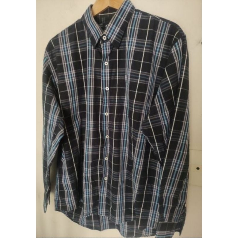 AKKAR soft camisa tricoline tam 4 70,00altura 82cm
largura 67cm
ombro 52cm
altura braço 63cm
tricoline extra fio 50