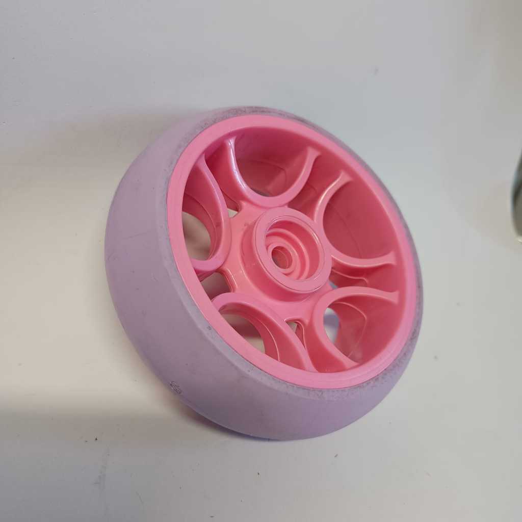 Brinquedos Bandeirante Roda p/ Patinete Skatenet Original Rodinha de borracha Rosa com pneu lilás