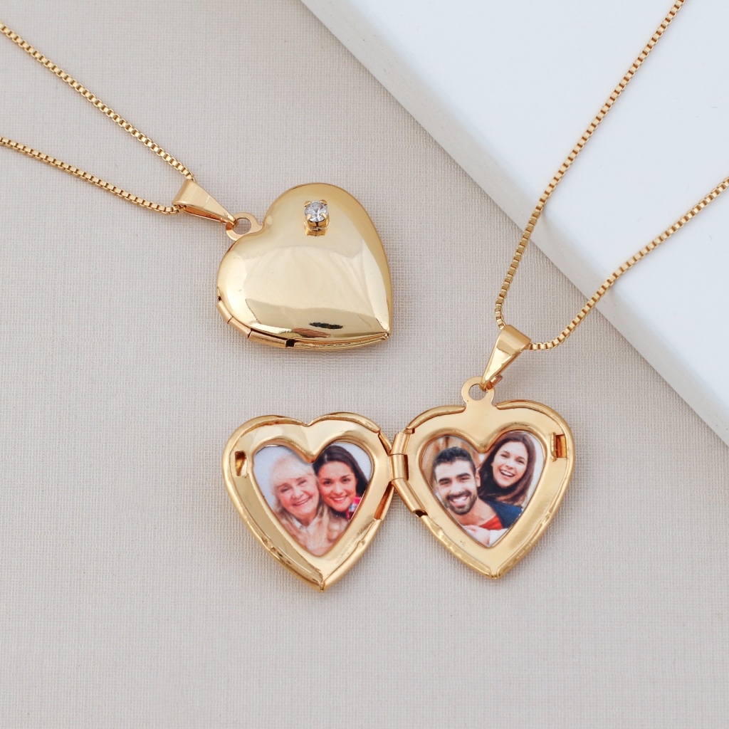Colar Feminino Relicário personalizado Coracão Banhado a ouro com Caixinha de presente e Duas Fotos em Oferta na Shopee